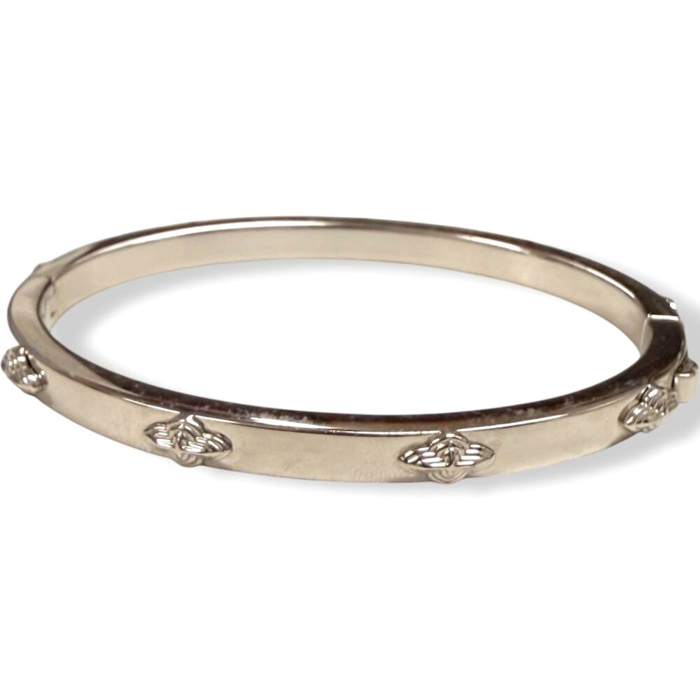 Kendra Scott Abbie Hinged Bangle Bracelet Rhodium Silver Clover Medallion Motif